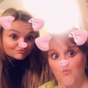 Meet your Posher, Dana